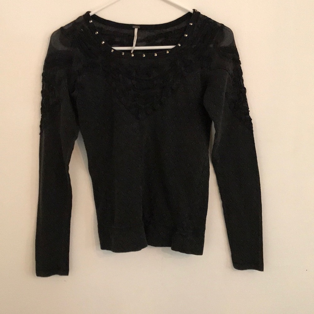 Fitted, black Free People top